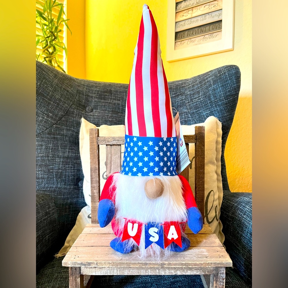 Gnome 4th of July Summer/ spring Gnomer by Huntington Home (Offers are welcome)